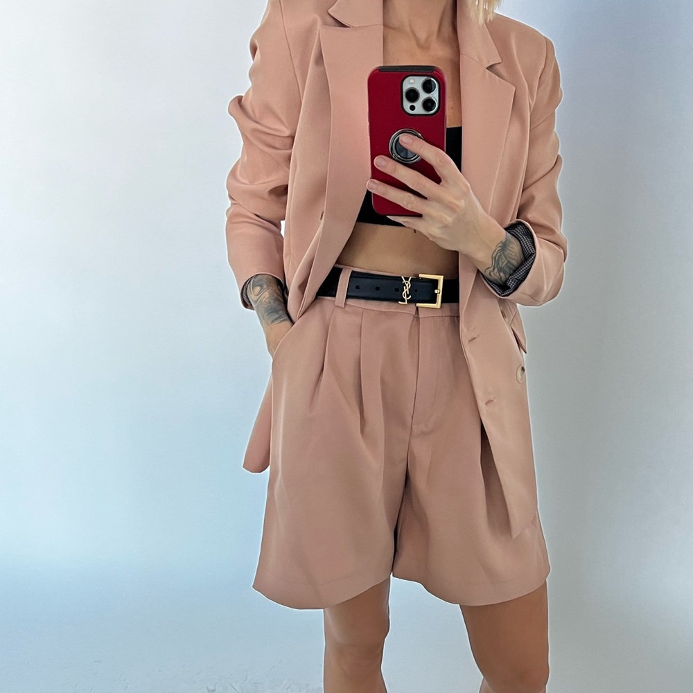 Summer suit with shorts. XS